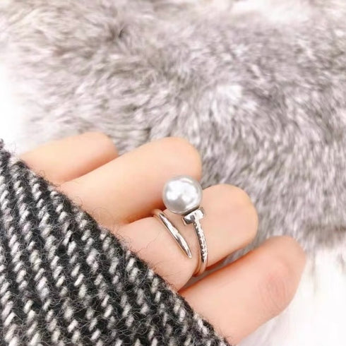 Nail Shaped Pearl Ring - Chic & Trendy